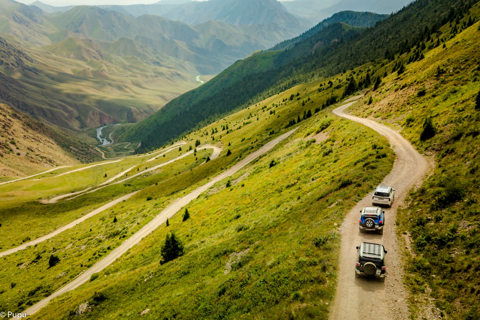 Vợ chồng ở Hà Nội tự lái 2.400km, ngủ lều du mục, khám phá Trung Á - 5 Vợ chồng ở Hà Nội tự lái 2.400km, ngủ lều du mục, khám phá Trung Á - 5