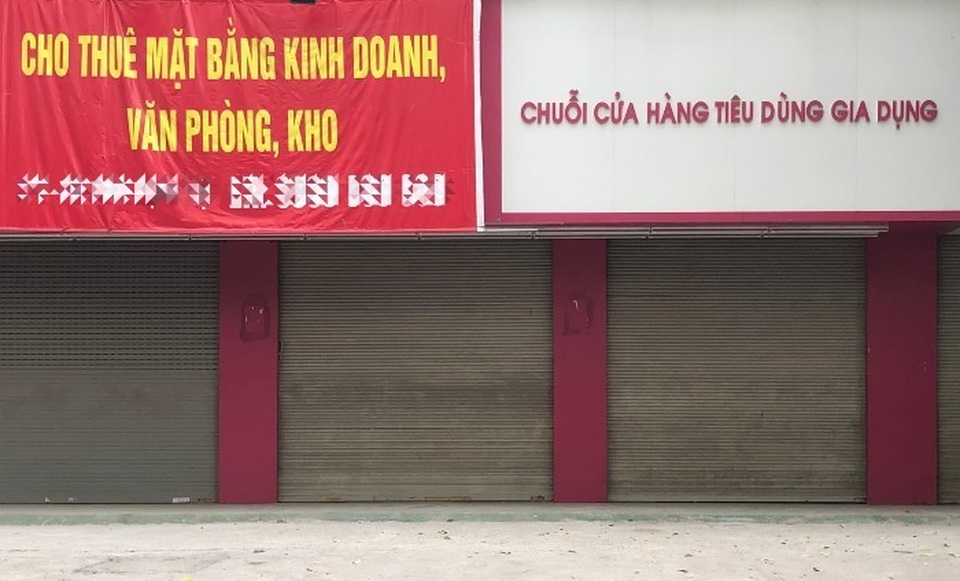 Ế đóng cửa quyết không giảm giá, cố đấm ăn xôi rồi cùng chết - 2 Ế đóng cửa quyết không giảm giá, cố đấm ăn xôi rồi cùng chết - 2