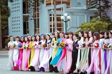 Đừng biến ảnh kỷ yếu thành trào lưu sống ảo