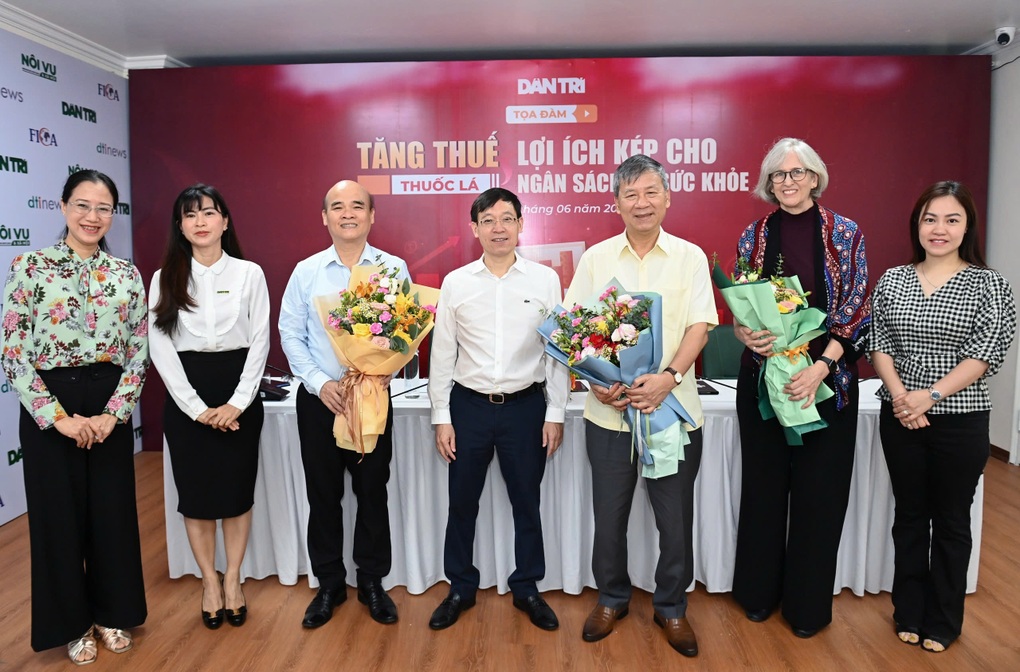Tăng thuế thuốc lá - Lợi ích kép cho ngân sách và sức khỏe - 2 Tăng thuế thuốc lá - Lợi ích kép cho ngân sách và sức khỏe - 2