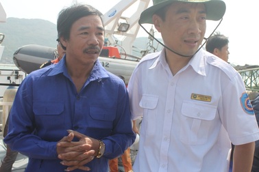 8 ngư dân lênh đênh gần 1 tuần trên tàu hỏng đã trở về an toàn