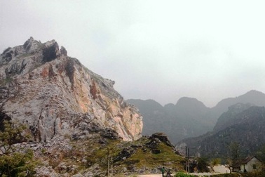 Sửa máy, một công nhân bị điện giật chết