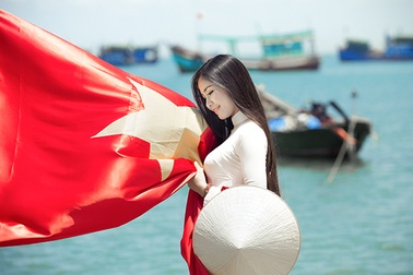 Tình yêu của cô gái xứ Nghệ với biển miền Nam