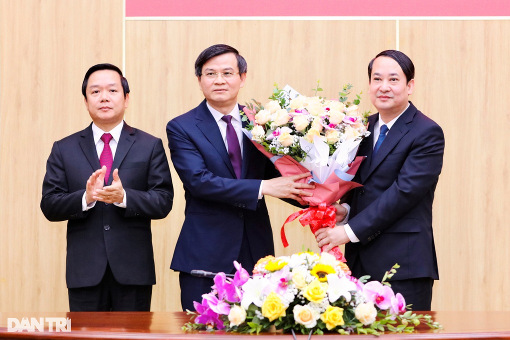 Tổng Biên tập Tạp chí Cộng sản làm Bí thư Tỉnh ủy Ninh Bình - 3 Tổng Biên tập Tạp chí Cộng sản làm Bí thư Tỉnh ủy Ninh Bình - 3