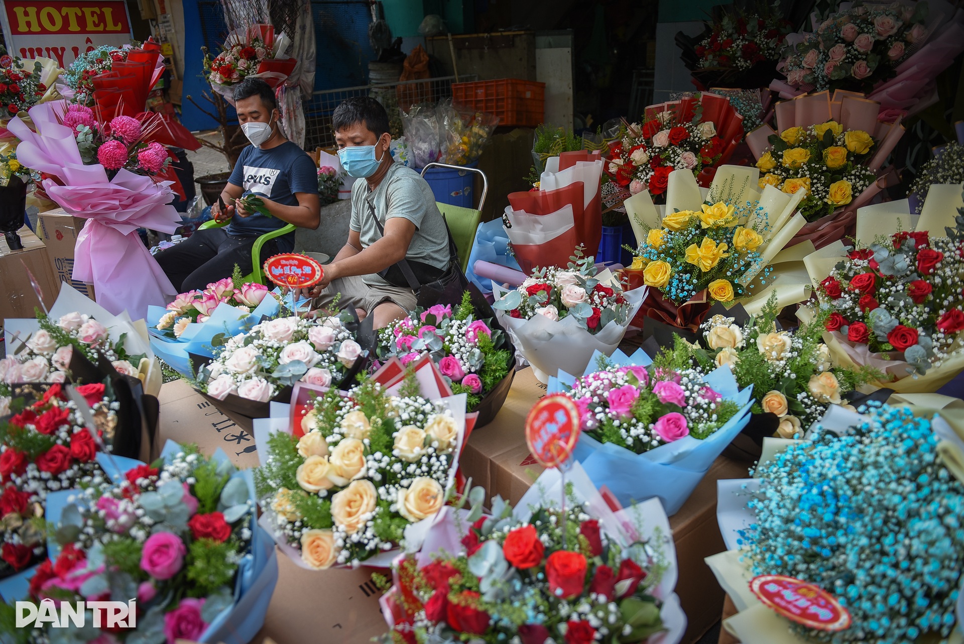 Chợ hoa lớn nhất TPHCM đìu hiu trước ngày 8/3 - 10 Chợ hoa lớn nhất TPHCM đìu hiu trước ngày 8/3 - 10