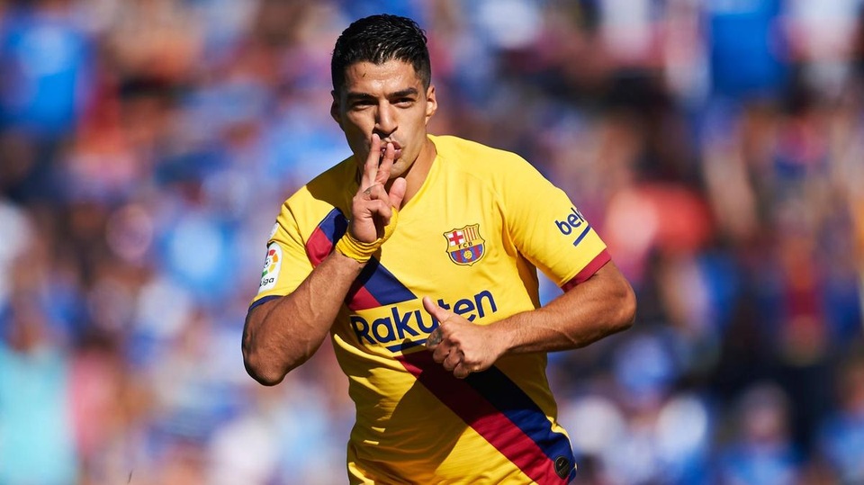 Barcelona chấm dứt hợp đồng với Luis Suarez - 1 Barcelona chấm dứt hợp đồng với Luis Suarez - 1