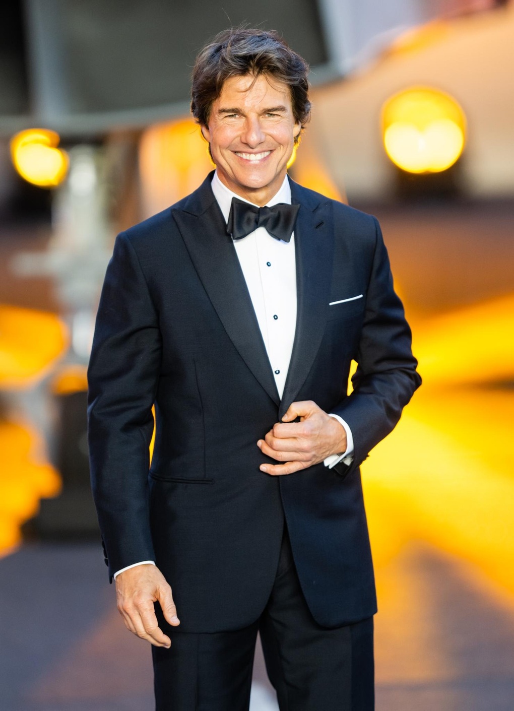 Tom Cruise buộc phải dứt tình vì chồng cũ của bạn gái quá... lắm lời - 1