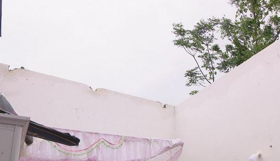 Lũ ống bất ngờ đổ về trong đêm, 2 người chết, 1 người mất tích - 9 Lũ ống bất ngờ đổ về trong đêm, 2 người chết, 1 người mất tích - 9