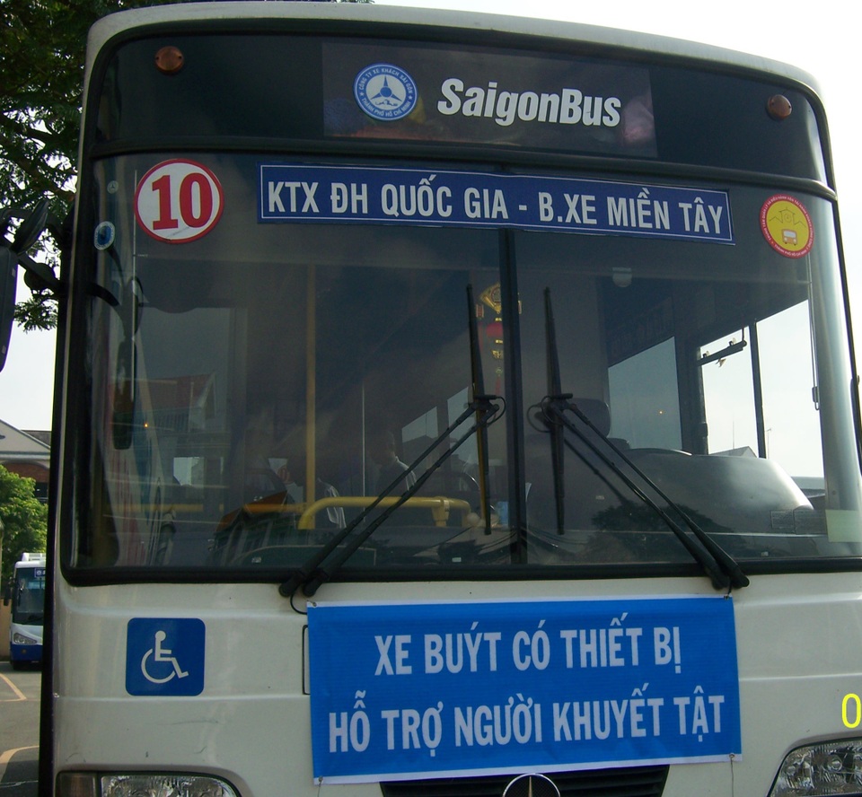 Xe buýt từ chối phục vụ người khuyết tật: Phân biệt đối xử từ trong tư duy! - 5 Xe buýt từ chối phục vụ người khuyết tật: Phân biệt đối xử từ trong tư duy! - 5