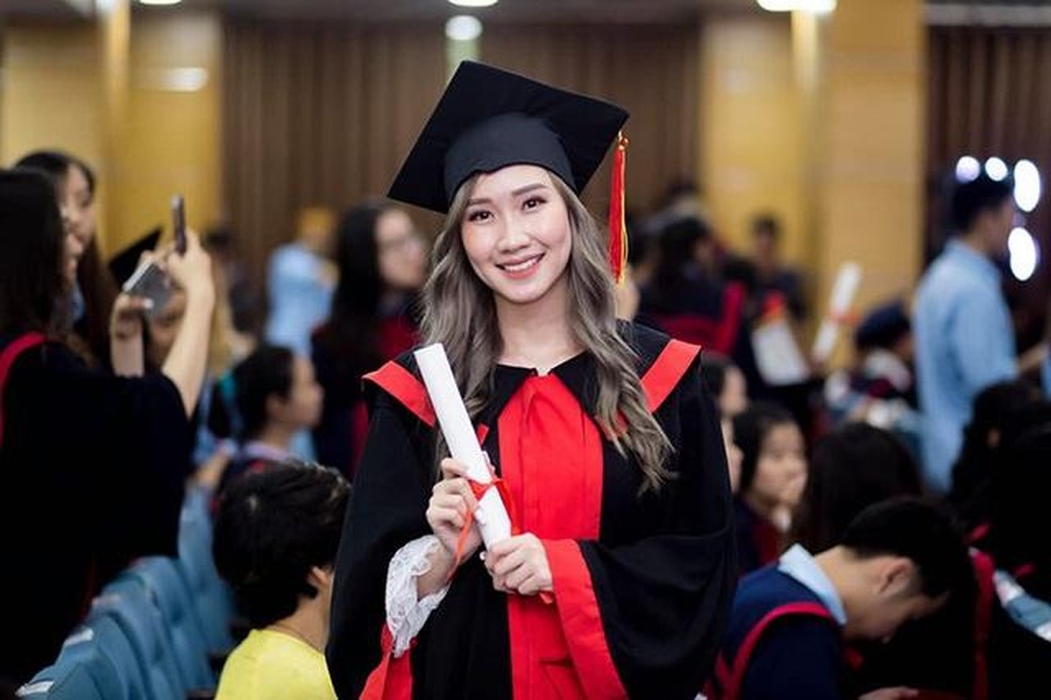 Những Hoa khôi, Á khôi tài sắc vẹn toàn Học viện Ngoại giao - 3 Những Hoa khôi, Á khôi tài sắc vẹn toàn Học viện Ngoại giao - 3