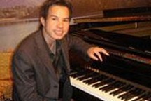 Bắt đối tượng tống tiền người tình bằng ảnh khoả thân