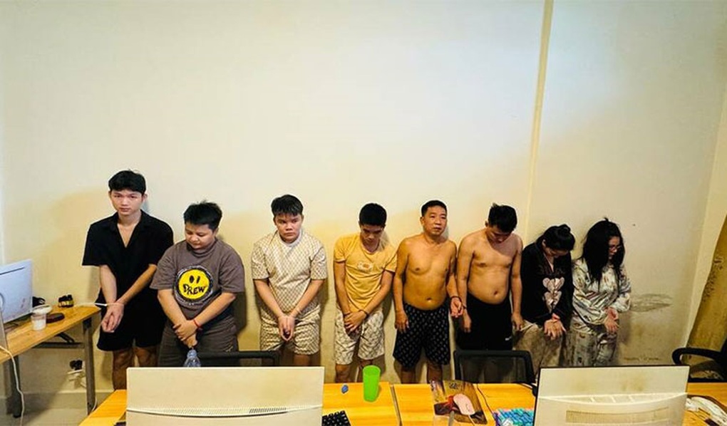 Campuchia bắt 8 người Việt với cáo buộc liên quan đến lừa đảo trực tuyến - 1 Campuchia bắt 8 người Việt với cáo buộc liên quan đến lừa đảo trực tuyến - 1