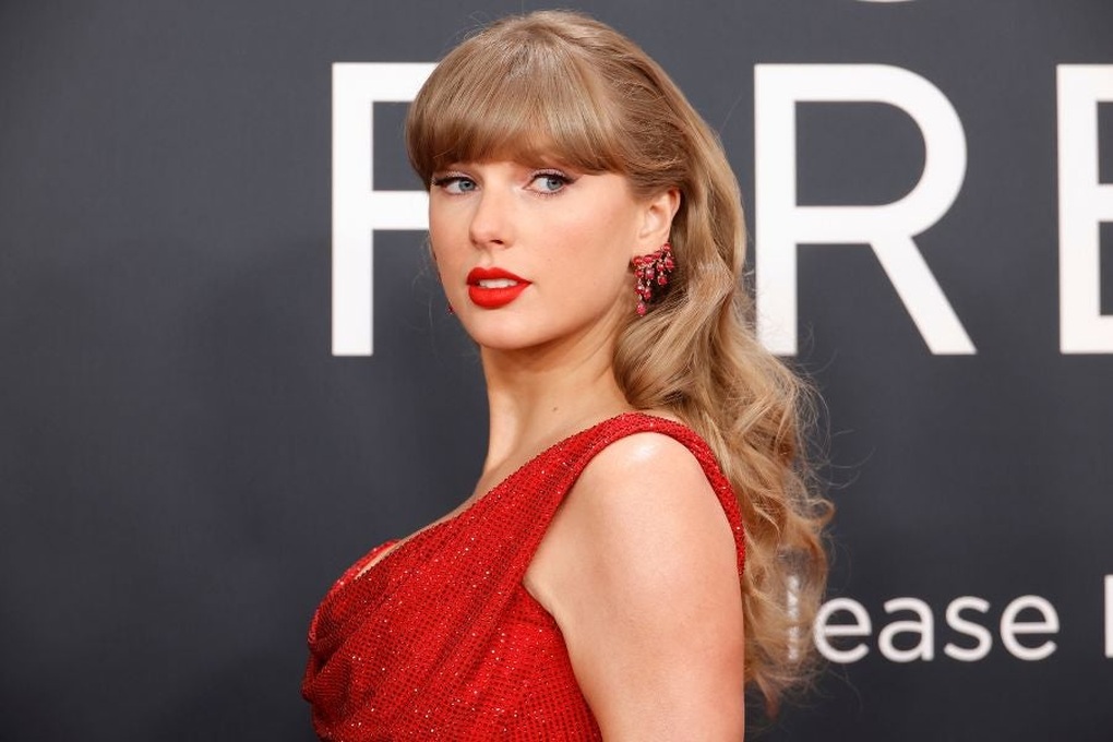 Thương vụ ước tính hàng trăm triệu USD của rắn chúa Taylor Swift - 4 Thương vụ ước tính hàng trăm triệu USD của rắn chúa Taylor Swift - 4