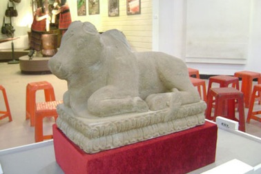 Giới thiệu hai cổ vật quý ngàn năm tuổi