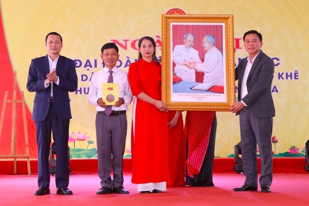 Phó Thủ tướng Trần Lưu Quang dự ngày hội Đại đoàn kết tại Thanh Hóa - 3 Phó Thủ tướng Trần Lưu Quang dự ngày hội Đại đoàn kết tại Thanh Hóa - 3