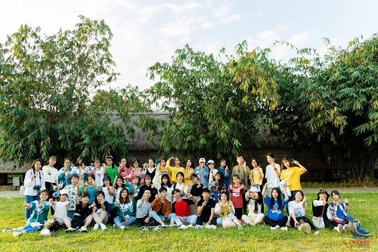 Bài tập Tết gây sốt mạng: "Người trong cuộc" từ hoang mang đến... bất ngờ