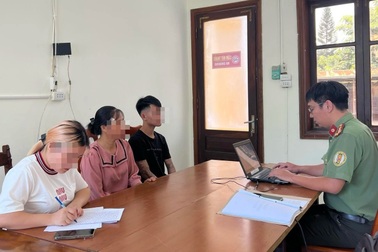 Con trai được cảnh sát giải cứu từ Campuchia, mẹ viết tâm thư cảm ơn