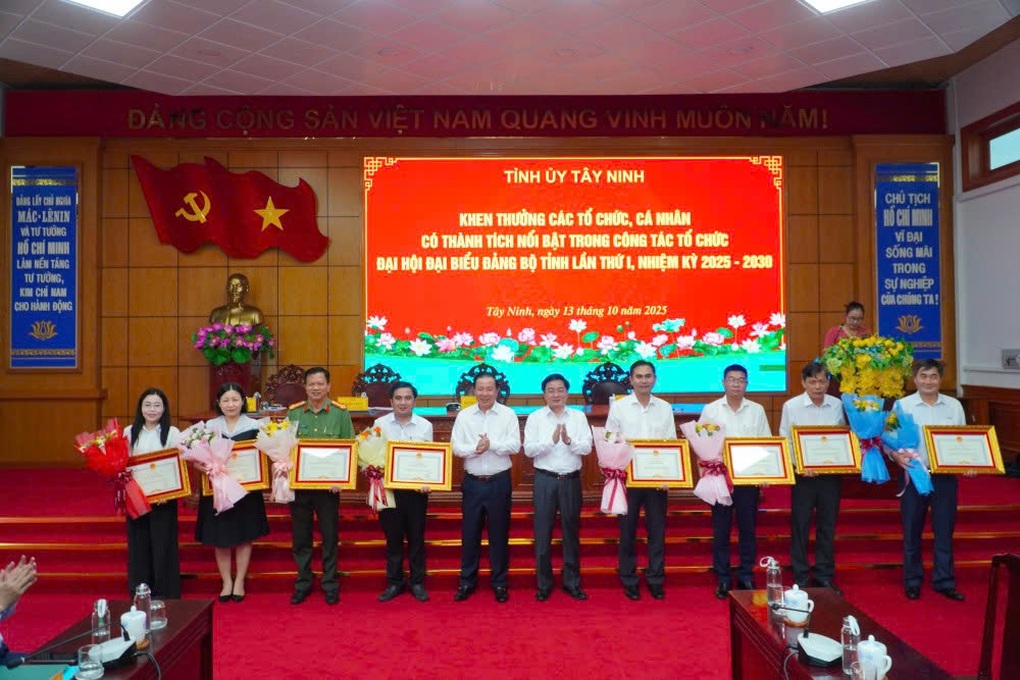 Tây Ninh quán triệt Nghị quyết Đại hội Đảng bộ tỉnh lần thứ I - 2