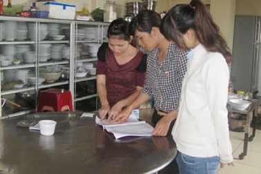 Tăng cường kiểm tra, giám sát các cơ sở ăn uống mùa lễ hội