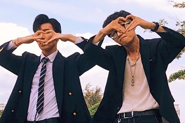 Sau “Vũ điệu rửa tay” nổi tiếng toàn cầu, Quang Đăng lại “gây sốt”