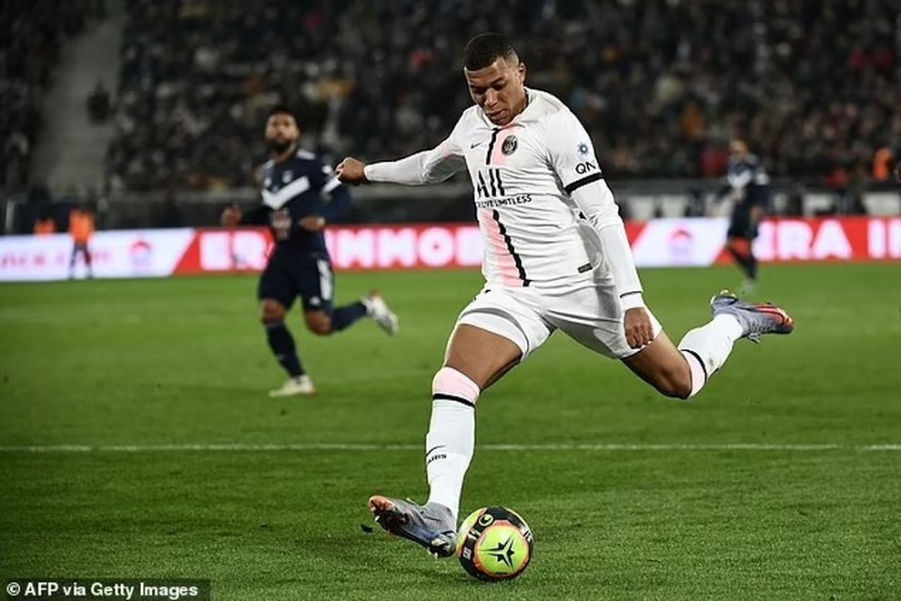 Bordeaux 2-3 PSG: Neymar cùng Mbappe tỏa sáng trong ngày vắng Messi - 3 Bordeaux 2-3 PSG: Neymar cùng Mbappe tỏa sáng trong ngày vắng Messi - 3