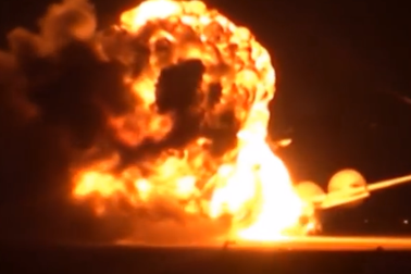 Xuất hiện video máy bay ném bom Tu-95 của Nga nổ ngay trên đường băng