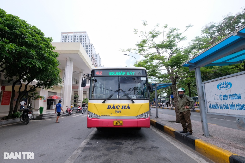 Bắc Hà xin dừng 5 tuyến buýt, nhiều tài xế sốc và hụt hẫng - 1 Bắc Hà xin dừng 5 tuyến buýt, nhiều tài xế sốc và hụt hẫng - 1