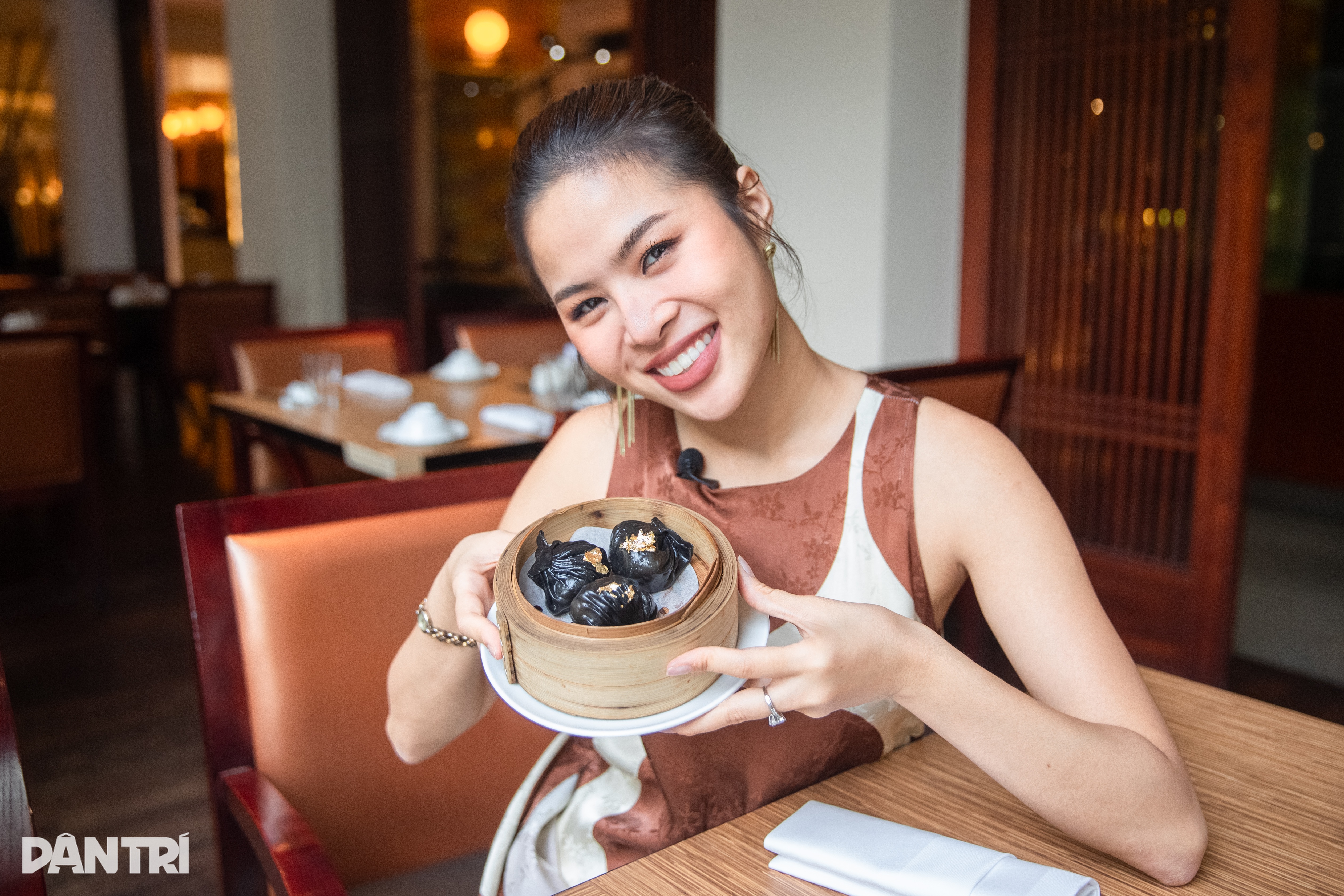View - Nhà hàng hơn 2 thập kỷ ở TPHCM đưa bào ngư, vàng lá vào dimsum | Báo Dân trí