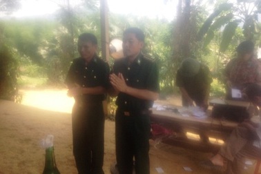 Đi hái đót, hai chị em chết đuối thương tâm