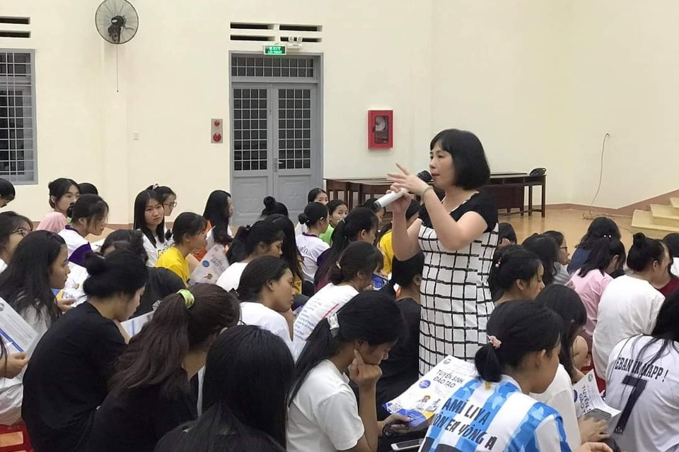 Học sinh trường nghề được hưởng ưu đãi, miễn 100% học phí, hưởng lương... - 1 Học sinh trường nghề được hưởng ưu đãi, miễn 100% học phí, hưởng lương... - 1