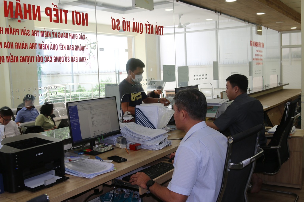 2 tuần vận hành, xử lý thủ tục hành chính tại 168 phường, xã của TPHCM - 2 2 tuần vận hành, xử lý thủ tục hành chính tại 168 phường, xã của TPHCM - 2