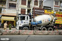 Tìm chủ xe máy liên quan vụ xe bồn cán chết người phụ nữ ở TPHCM