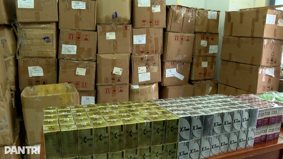 Công an TPHCM: Ngân 98 la hét, chống đối quyết liệt khi bị bắt - 2