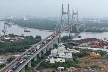 Đi xa hơn 20km, vì sao tài xế vẫn chọn cao tốc Bến Lức - Long Thành?