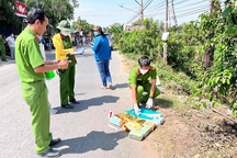 Gặp công an, nhiều người trên ô tô ném ma túy, chạy tán loạn trong đêm