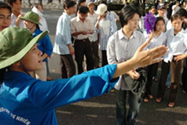 Điều kiện để không phải thi văn bằng 2?