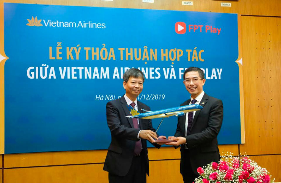 Vietnam Airlines triển khai ứng dụng FPT Play trên chuyến bay nội địa - 1 Vietnam Airlines triển khai ứng dụng FPT Play trên chuyến bay nội địa - 1