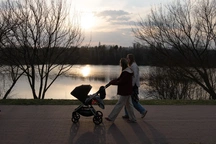 Ukraine đối mặt nguy cơ tê liệt vì "quả bom dân số"