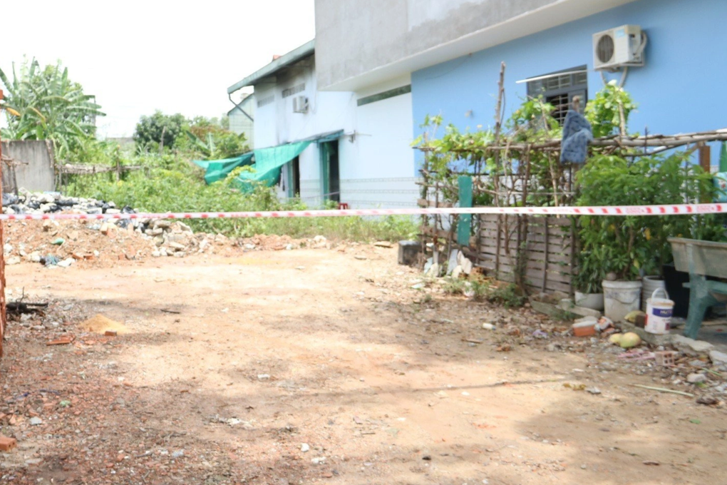 Sau tiếng nổ trong phòng trọ, nam thanh niên bị bỏng toàn thân - 1 Sau tiếng nổ trong phòng trọ, nam thanh niên bị bỏng toàn thân - 1