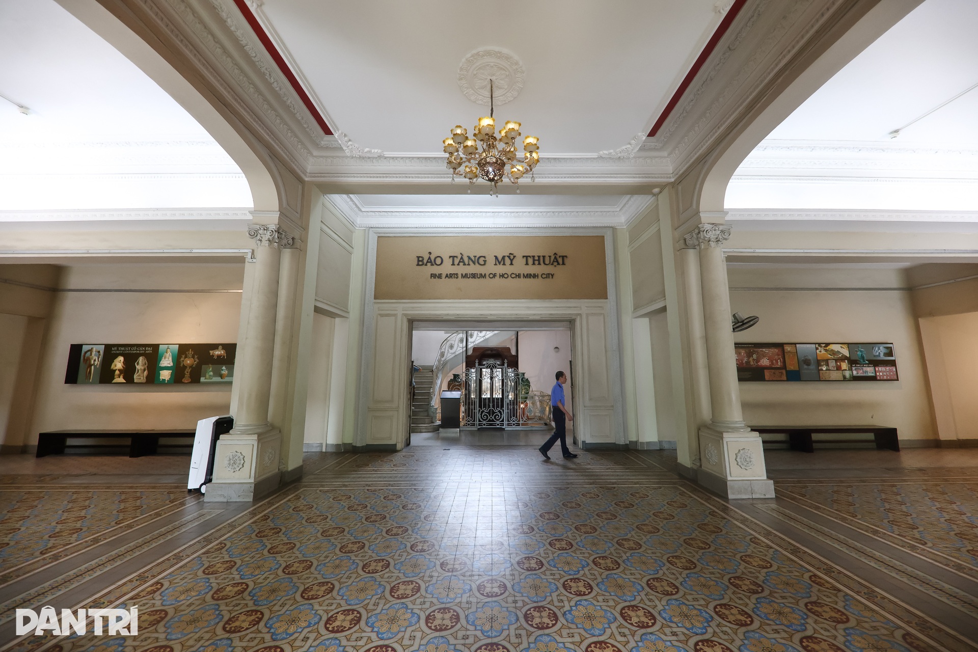 Biệt thự 99 cửa và giai thoại “Con ma nhà họ Hứa” giữa lòng TPHCM - 6 Biệt thự 99 cửa và giai thoại “Con ma nhà họ Hứa” giữa lòng TPHCM - 6