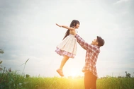 Đi xuất khẩu lao động gửi về tiền tỷ, khi về tôi phát hiện "nuôi con tu hú"
