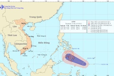Áp thấp nhiệt đới mạnh thành bão gần biển Đông