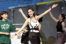 Phan Thị Mơ không nhận show, sẵn sàng tranh luận khi thi "Cười xuyên Việt"