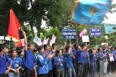 Háo hức ngày xuất quân Mùa hè xanh 2009 