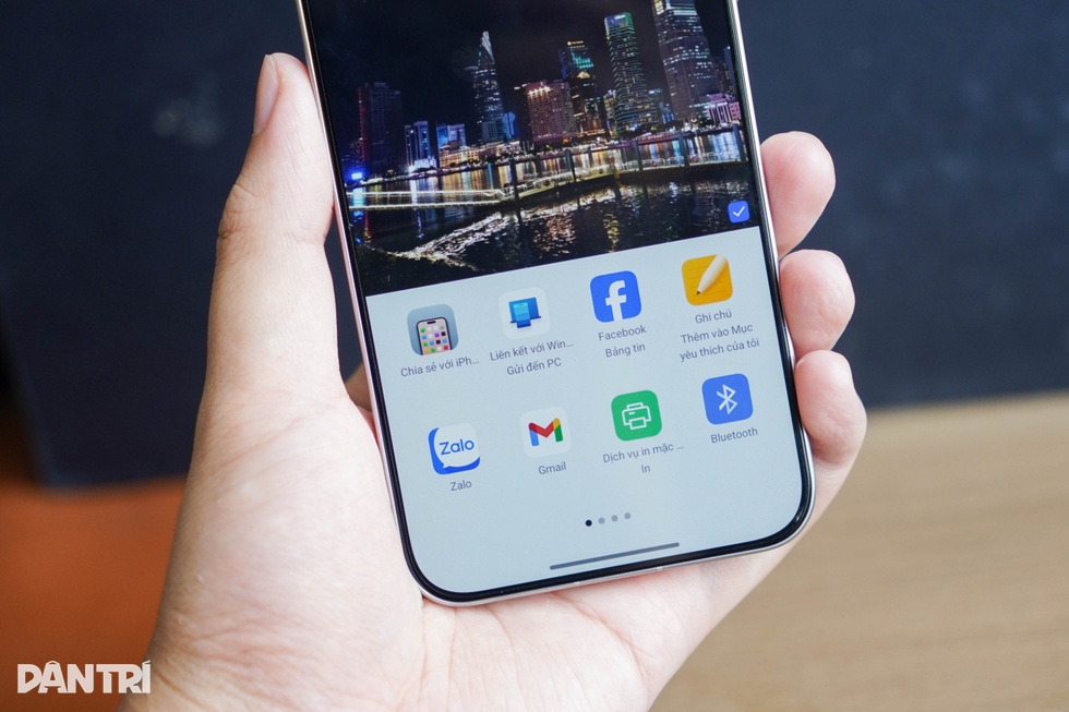 Đánh giá Oppo Find X8: Đối thủ cạnh tranh của iPhone 16, Galaxy S24 - 17 Đánh giá Oppo Find X8: Đối thủ cạnh tranh của iPhone 16, Galaxy S24 - 17