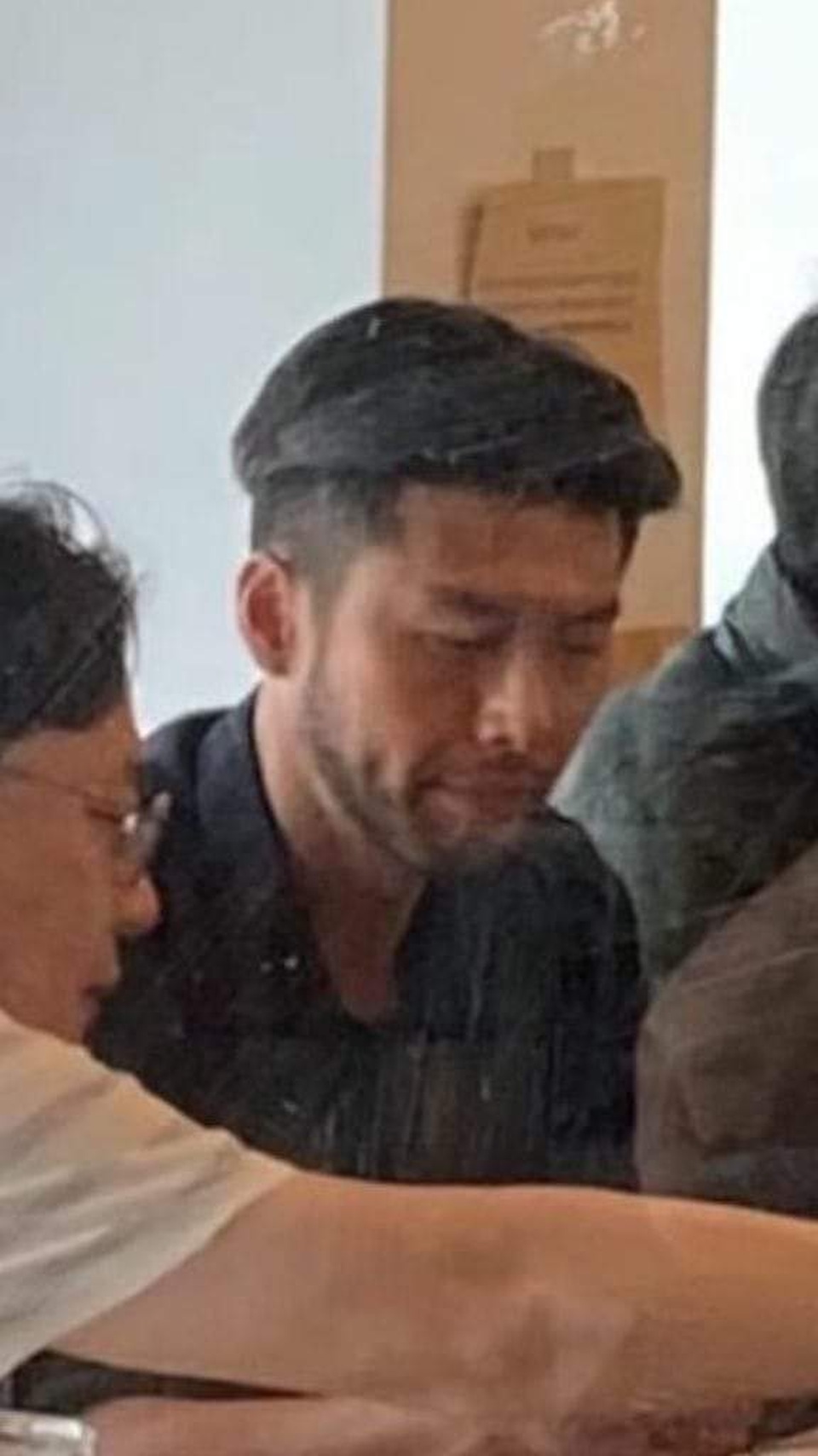 Hyun Bin thuở mới gia nhập làng giải trí, tiết lộ mẫu bạn gái trong mộng - 6 Hyun Bin thuở mới gia nhập làng giải trí, tiết lộ mẫu bạn gái trong mộng - 6