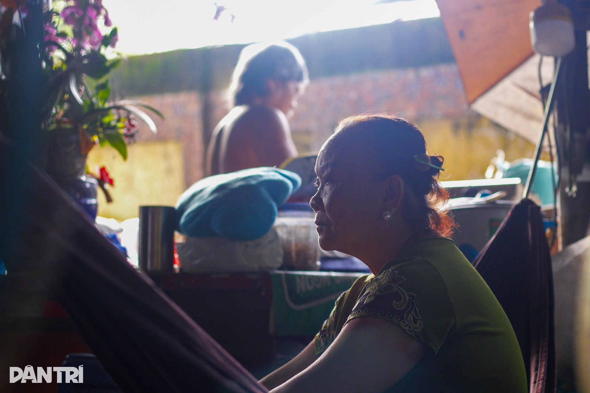 Người dân bán đảo Thanh Đa kiệt sức, tài sản hư hại do triều cường ở TPHCM - 1