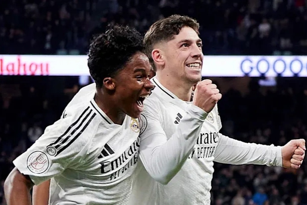 Siêu phẩm ở cuối trận giúp Real Madrid tiếp tục bám đuổi Barcelona - 1 Siêu phẩm ở cuối trận giúp Real Madrid tiếp tục bám đuổi Barcelona - 1