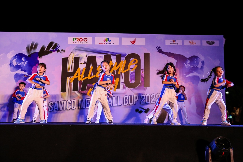 Chung kết Hanoi Allstyle Jam vol 2: Kịch tính, lộ diện nhiều tài năng - 2 Chung kết Hanoi Allstyle Jam vol 2: Kịch tính, lộ diện nhiều tài năng - 2