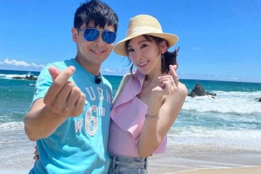 Cuộc hôn nhân viên mãn của tài tử “không tuổi” Lâm Chí Dĩnh